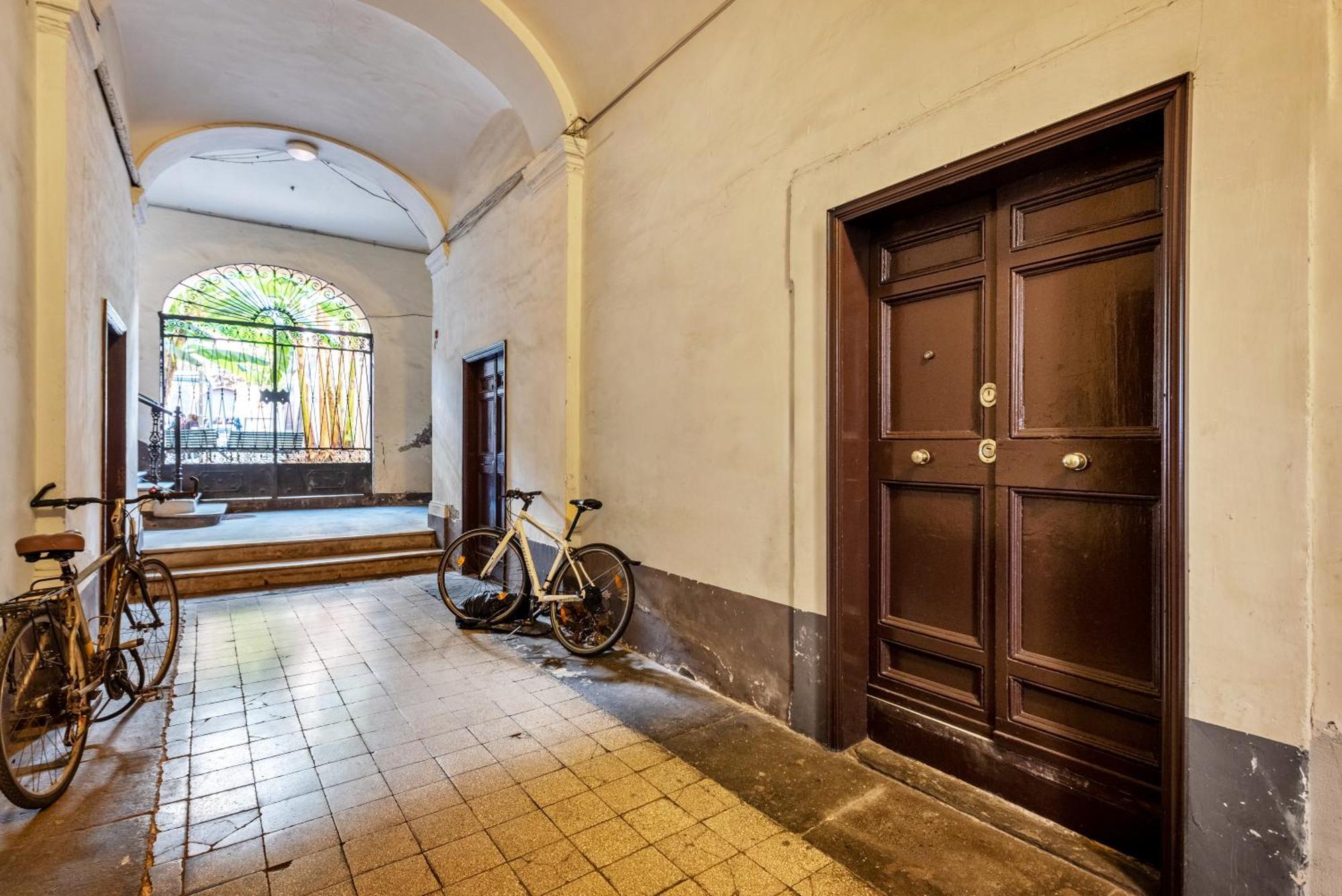 Colosseo 62 Apartment Rome Bagian luar foto