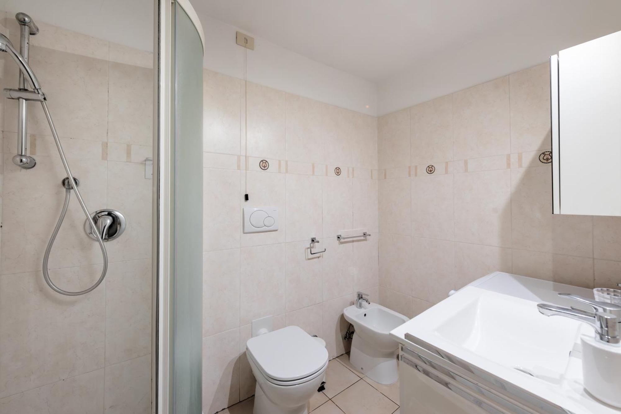 Colosseo 62 Apartment Rome Bagian luar foto